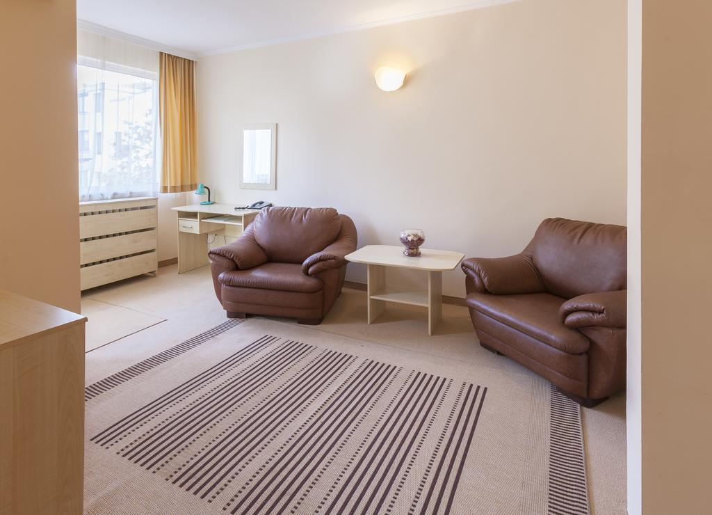 Family Hotel Central Burgas City Værelse billede